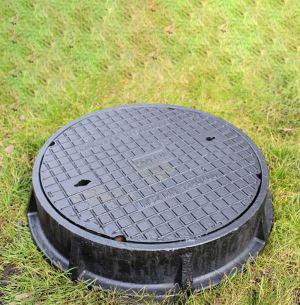 マンホール